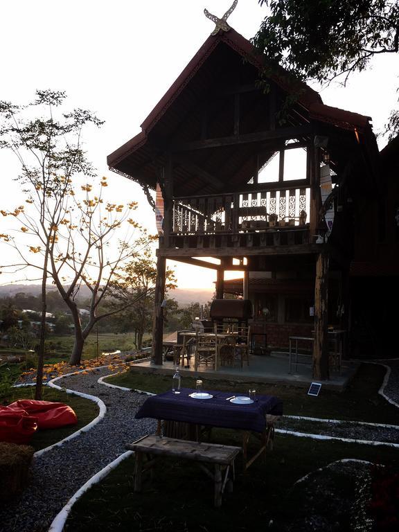 Uncle Tom'S Cabin At Khaokho Amphoe Amphoe Khao Kho Exterior foto